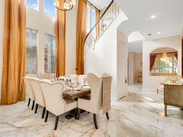 Продажа дома по адресу 599 Cresta Circle - фото 6592614