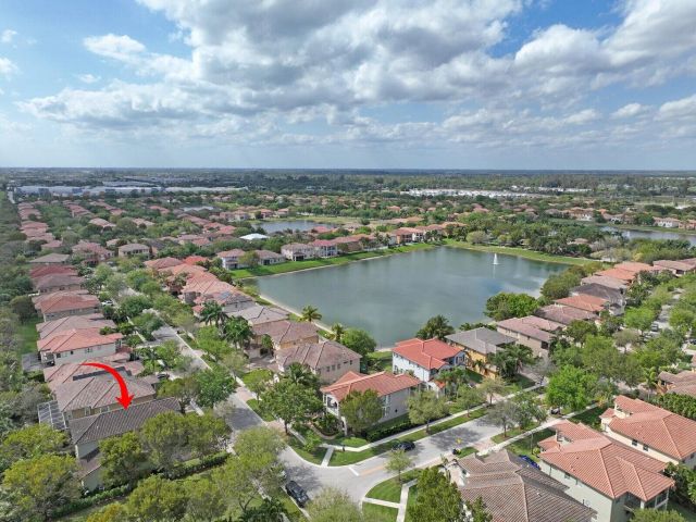 Продажа дома по адресу 599 Cresta Circle - фото 6592624