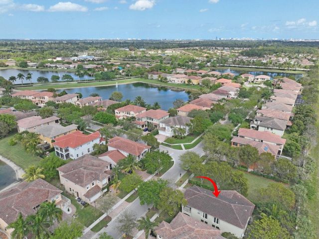 Продажа дома по адресу 599 Cresta Circle - фото 6592625