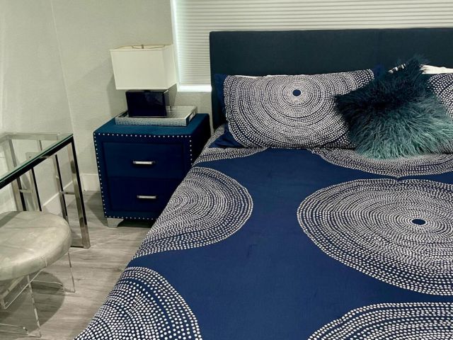 Дом в аренду по адресу 615 SW 9th Street - фото 6555699