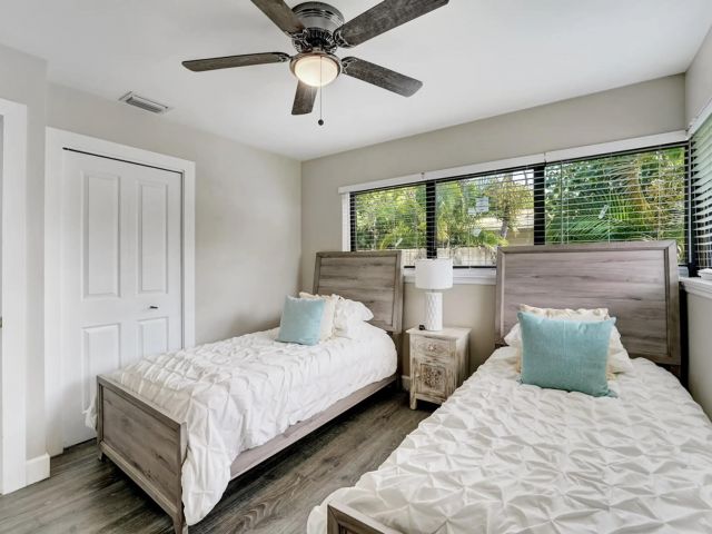 Продажа дома по адресу 4682 NW 3rd Avenue - фото 6622845