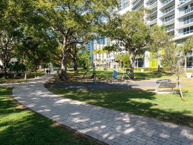 Продажа квартиры #4110 - фото 6556654