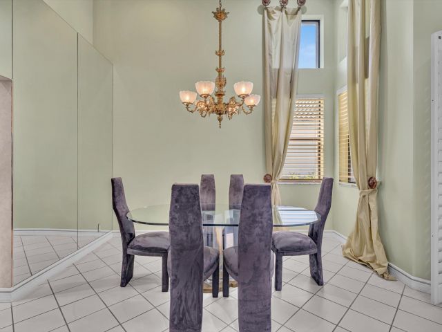 Продажа дома по адресу 10122 Spyglass Way - фото 6643333