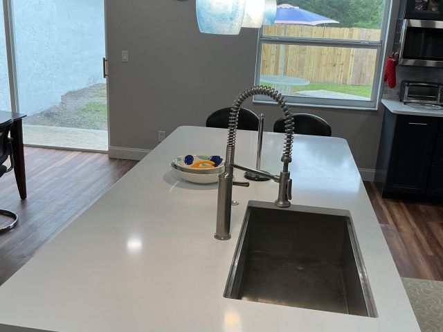 Продажа дома по адресу 537 NW 51st Avenue W - фото 6611067