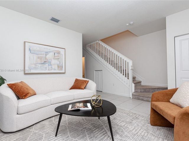 Продажа дома по адресу 12949 SW 232nd Ln - фото 7461217