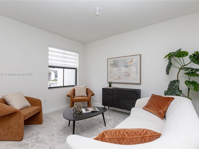 Продажа дома по адресу 12949 SW 232nd Ln - фото 7461219