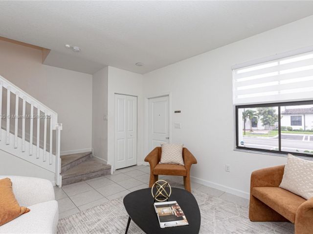 Продажа дома по адресу 12949 SW 232nd Ln - фото 7461221