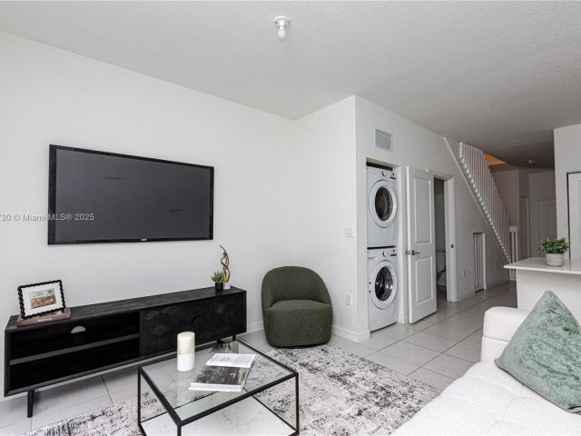 Продажа дома по адресу 12949 SW 232nd Ln - фото 7461233