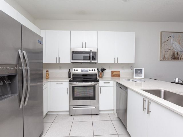 Продажа дома по адресу 12949 SW 232nd Ln - фото 7461237