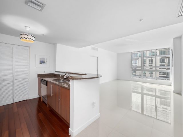 Продажа квартиры #T-3604 - фото 6613238