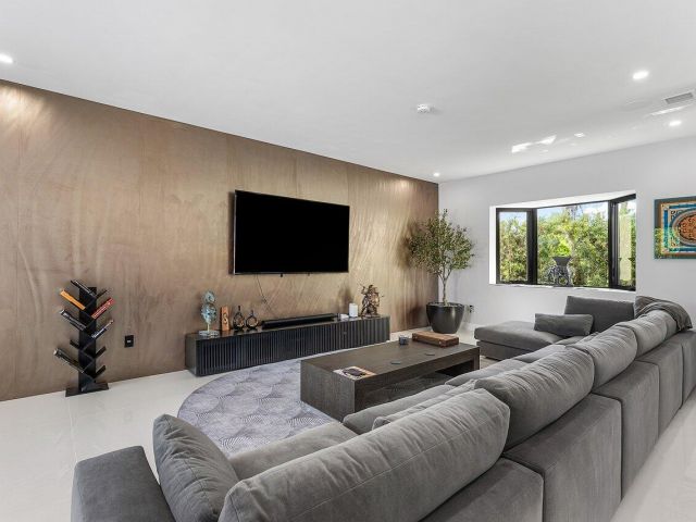 Продажа дома по адресу 8387 Sawpine Road - фото 6595052