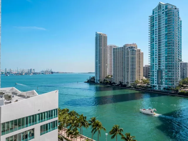 Продажа квартиры #L-1022 - фото 6561707