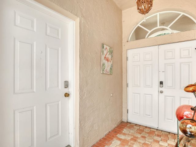 Дом в аренду по адресу 2076 Cezanne Road - фото 6596655