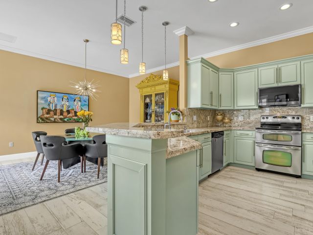 Дом в аренду по адресу 2076 Cezanne Road - фото 6596662