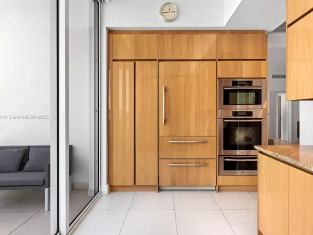 Продажа квартиры #1005 - фото 6558795