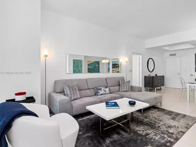 Продажа квартиры #1005 - фото 6558802