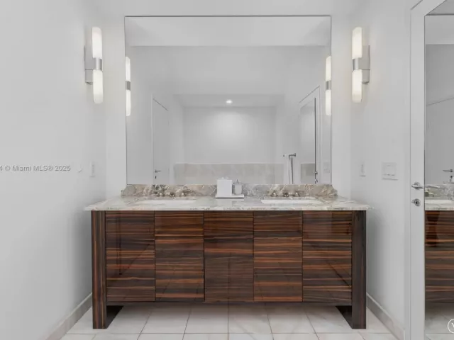 Продажа квартиры #1005 - фото 6558788