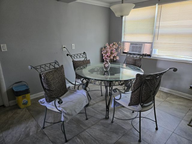 Продажа дома по адресу 2199 NE 5th Avenue - фото 6594074