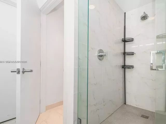 Продажа квартиры #2118 - фото 6560463