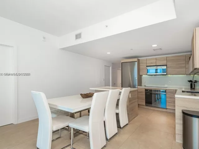 Продажа квартиры #2118 - фото 6560455