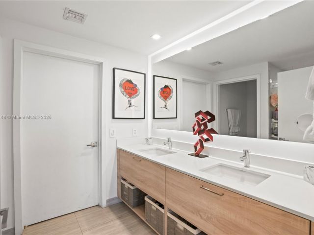 Продажа квартиры #1601 - фото 6582895