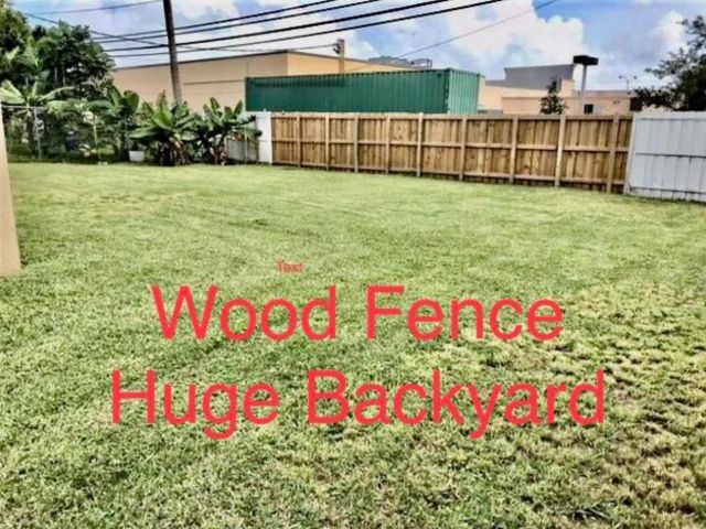 Дом в аренду по адресу 700 NE 168th Street - фото 6580910