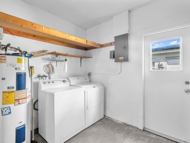 Дом в аренду по адресу 10985 Christopher Avenue - фото 6594006