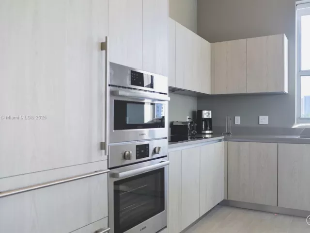 Продажа квартиры #R302 - фото 6559538