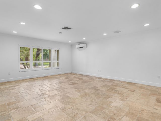 Продажа дома по адресу 783 Valencia Drive - фото 6594064