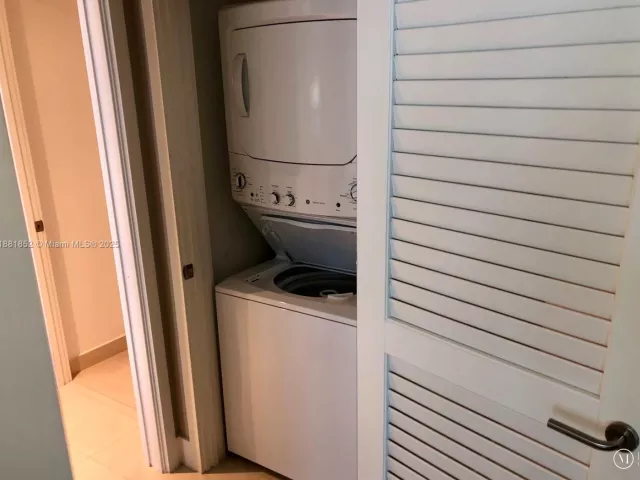 Продажа квартиры #2910 - фото 6569139