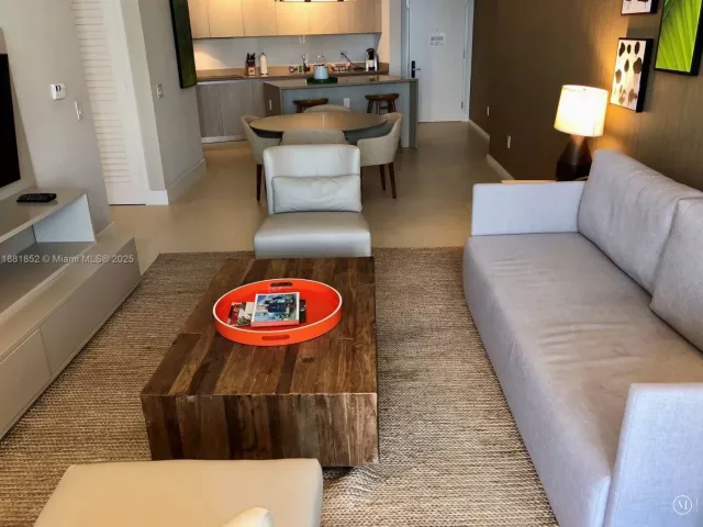 Продажа квартиры #2910 - фото 6569141