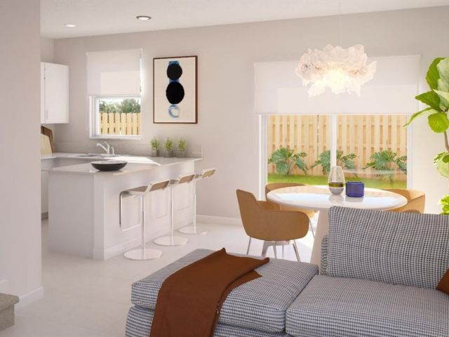 Дом в аренду по адресу 12178 NW 24th Place - фото 7433075