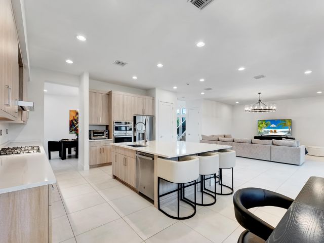 Дом в аренду по адресу 8125 Crystal Downs Avenue - фото 6669535