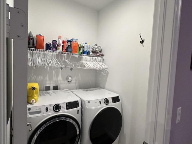 Продажа дома по адресу 6607 Pointe Of Woods Drive - фото 6613539