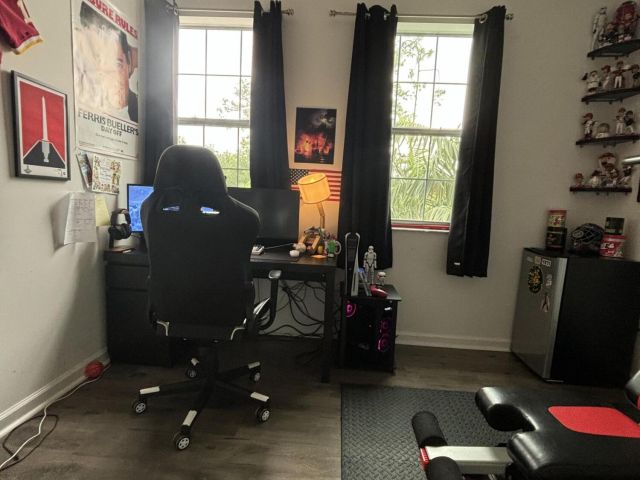 Продажа дома по адресу 6607 Pointe Of Woods Drive - фото 6613541