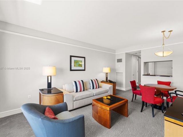 Продажа квартиры #3203 - фото 7293759