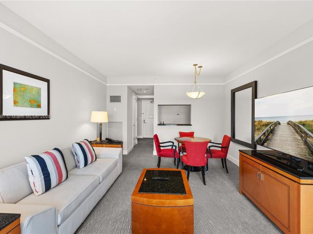 Продажа квартиры #3203 - фото 7293765