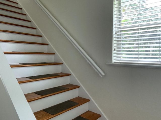 Дом в аренду по адресу 145 NE 7th Avenue - фото 6595283