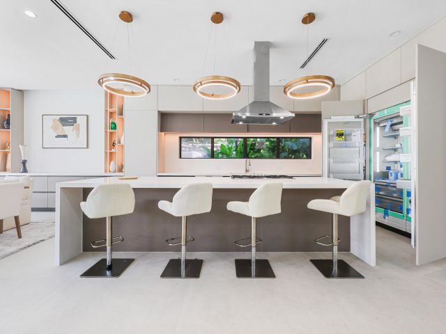 Продажа дома по адресу 1013 SE 9 Street - фото 6563998