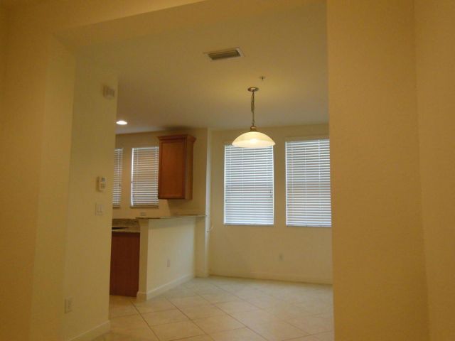 Дом в аренду по адресу 590 Amador Lane 4 - фото 6592555