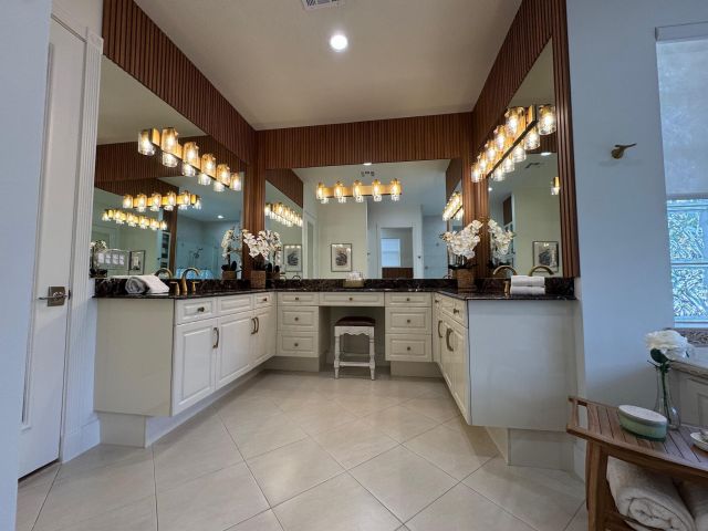 Продажа дома по адресу 10196 Avenida Del Rio - фото 6595149