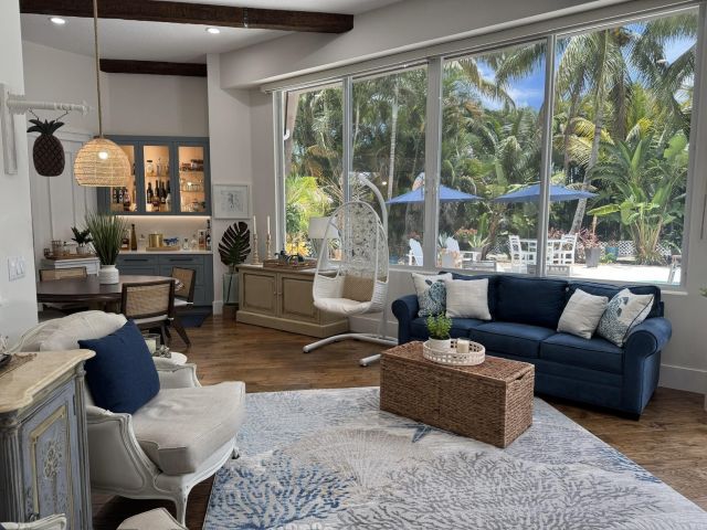 Продажа дома по адресу 10196 Avenida Del Rio - фото 6595154