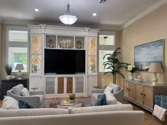 Продажа дома по адресу 10196 Avenida Del Rio - фото 6595163