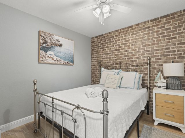 Продажа дома по адресу 944 Hansen Street - фото 6592000