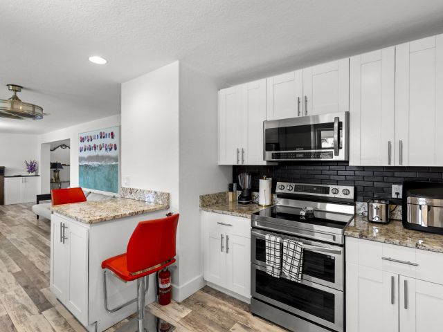 Продажа дома по адресу 944 Hansen Street - фото 6592005