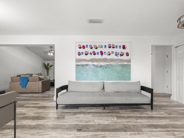 Продажа дома по адресу 944 Hansen Street - фото 6592009