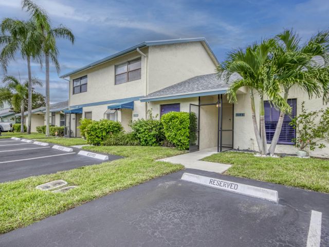 Дом в аренду по адресу 9109 SW 21st Street E - фото 6593717