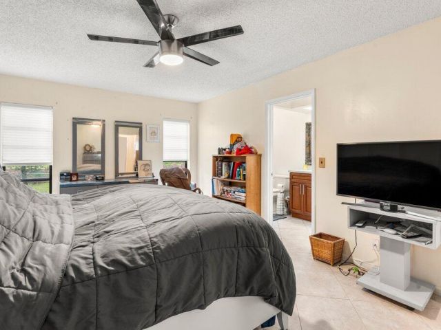 Продажа дома по адресу 10633 Greenbriar Court - фото 6593573