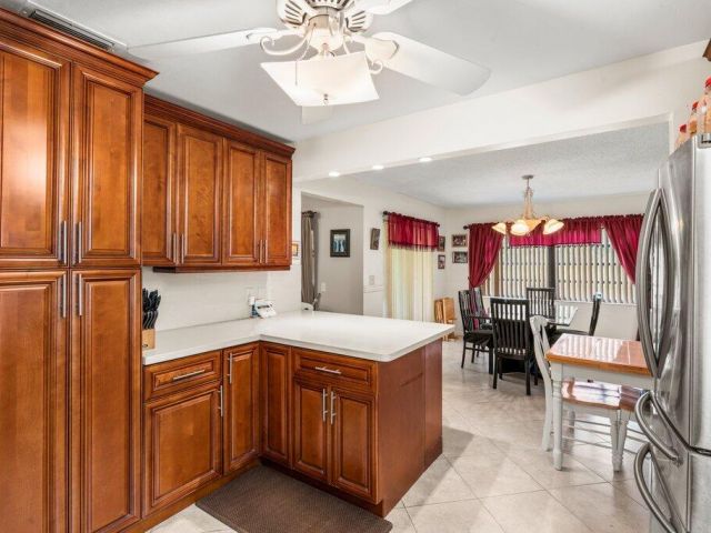 Продажа дома по адресу 10633 Greenbriar Court - фото 6593580