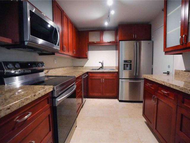 Квартира в аренду номер503 - фото 6566380